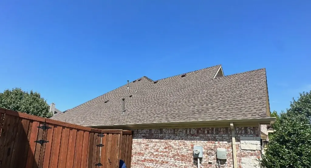 Completed roof replacement project in Mound